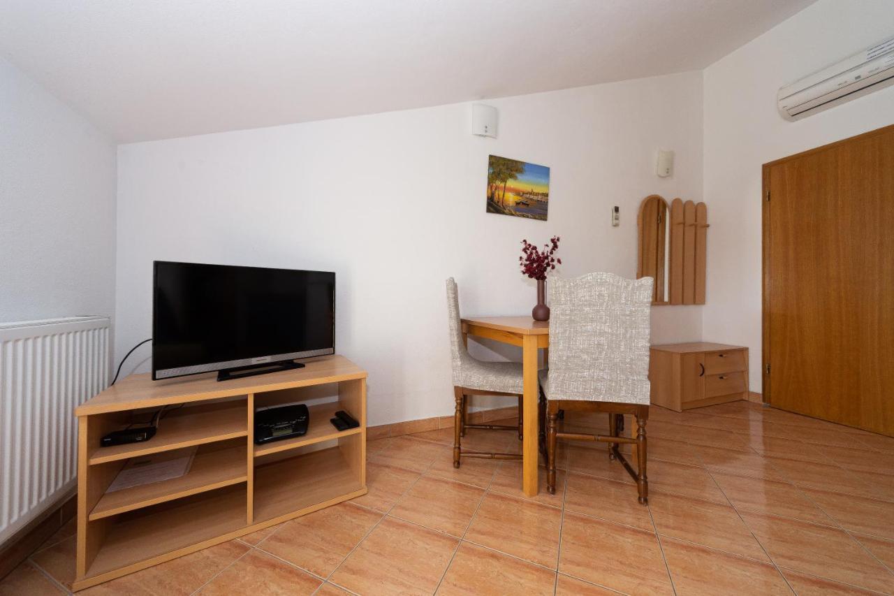 Apartments Dalmata Biograd Na Moru Zewnętrze zdjęcie